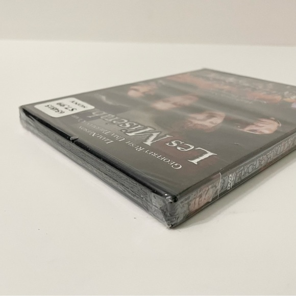 Les Miserables DVD Liam Neeson Movie - Picture 6 of 11